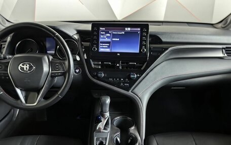 Toyota Camry, 2021 год, 3 155 000 рублей, 12 фотография