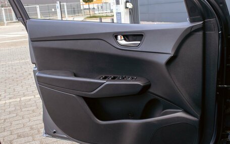 Hyundai Solaris II рестайлинг, 2021 год, 1 255 000 рублей, 12 фотография