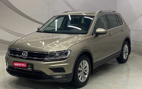 Volkswagen Tiguan II, 2018 год, 2 250 000 рублей, 1 фотография