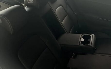 KIA Sportage IV рестайлинг, 2018 год, 2 100 000 рублей, 5 фотография