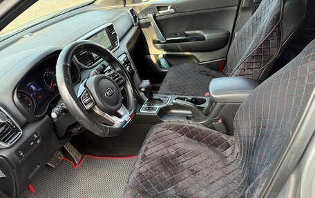 KIA Sportage IV рестайлинг, 2018 год, 2 100 000 рублей, 30 фотография