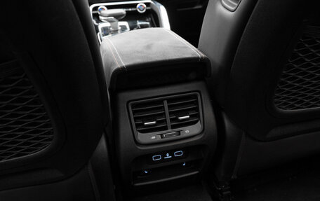 Geely Tugella FY11, 2022 год, 2 690 000 рублей, 16 фотография