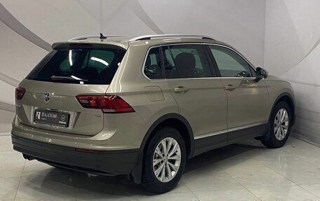 Volkswagen Tiguan II, 2018 год, 2 250 000 рублей, 5 фотография