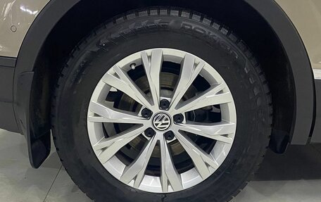 Volkswagen Tiguan II, 2018 год, 2 250 000 рублей, 18 фотография