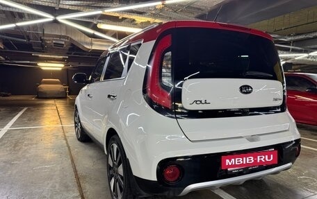 KIA Soul II рестайлинг, 2017 год, 1 500 000 рублей, 20 фотография