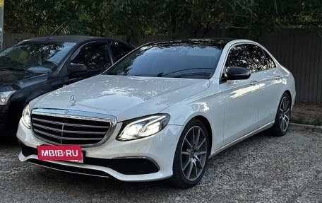 Mercedes-Benz E-Класс, 2016 год, 4 200 000 рублей, 5 фотография