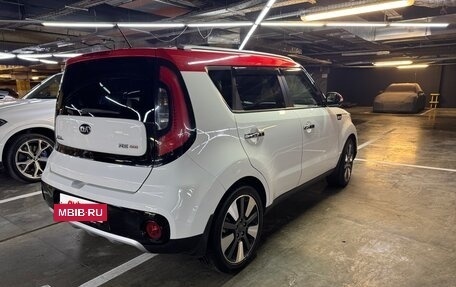 KIA Soul II рестайлинг, 2017 год, 1 500 000 рублей, 12 фотография