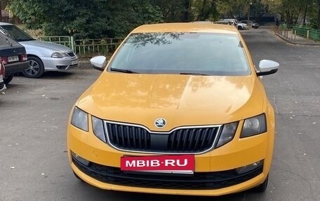 Skoda Octavia, 2019 год, 850 000 рублей, 2 фотография