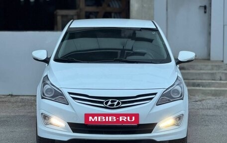 Hyundai Solaris II рестайлинг, 2015 год, 1 099 999 рублей, 3 фотография