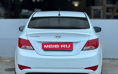Hyundai Solaris II рестайлинг, 2015 год, 1 099 999 рублей, 8 фотография