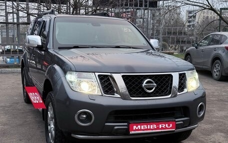 Nissan Pathfinder, 2011 год, 1 800 000 рублей, 1 фотография