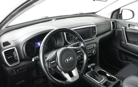 KIA Sportage IV рестайлинг, 2020 год, 2 597 000 рублей, 9 фотография