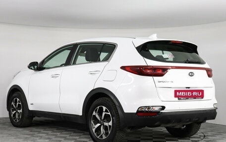 KIA Sportage IV рестайлинг, 2020 год, 2 597 000 рублей, 7 фотография