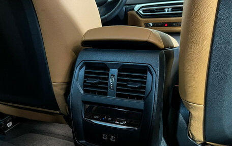 BMW 3 серия, 2024 год, 6 100 000 рублей, 24 фотография