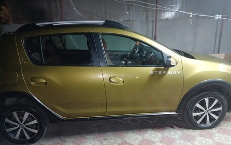 Renault Sandero II рестайлинг, 2015 год, 1 200 000 рублей, 11 фотография