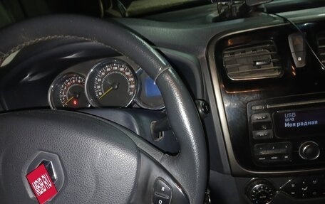 Renault Sandero II рестайлинг, 2015 год, 1 200 000 рублей, 16 фотография