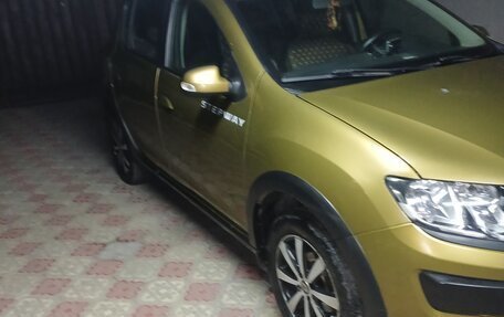 Renault Sandero II рестайлинг, 2015 год, 1 200 000 рублей, 30 фотография