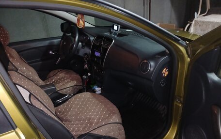 Renault Sandero II рестайлинг, 2015 год, 1 200 000 рублей, 28 фотография