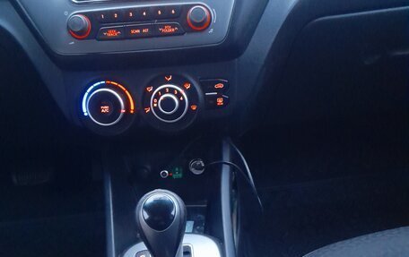 KIA Rio III рестайлинг, 2014 год, 890 000 рублей, 5 фотография