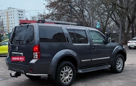 Nissan Pathfinder, 2011 год, 1 800 000 рублей, 3 фотография