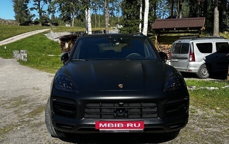 Porsche Cayenne III, 2022 год, 16 500 000 рублей, 3 фотография