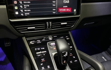 Porsche Cayenne III, 2022 год, 16 500 000 рублей, 14 фотография