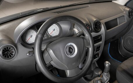 Renault Logan I, 2010 год, 585 000 рублей, 3 фотография