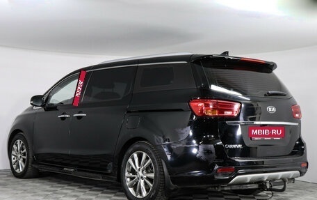 KIA Carnival III, 2020 год, 3 399 000 рублей, 6 фотография