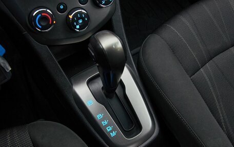 Chevrolet Aveo III, 2015 год, 800 000 рублей, 7 фотография