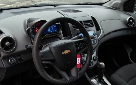 Chevrolet Aveo III, 2015 год, 800 000 рублей, 10 фотография
