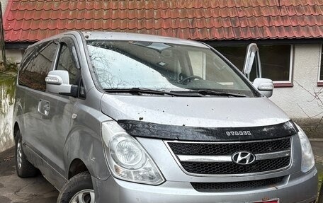 Hyundai Grand Starex Grand Starex I рестайлинг 2, 2011 год, 1 000 000 рублей, 1 фотография