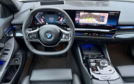 BMW 5 серия, 2023 год, 7 199 000 рублей, 16 фотография