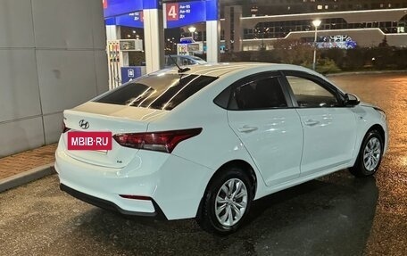 Hyundai Solaris II рестайлинг, 2018 год, 1 335 000 рублей, 2 фотография