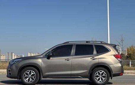 Subaru Forester, 2019 год, 2 510 000 рублей, 2 фотография