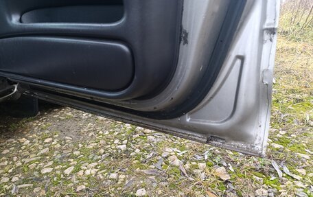 Chrysler Intrepid II, 1998 год, 200 000 рублей, 16 фотография