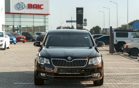 Skoda Superb III рестайлинг, 2013 год, 1 195 000 рублей, 2 фотография