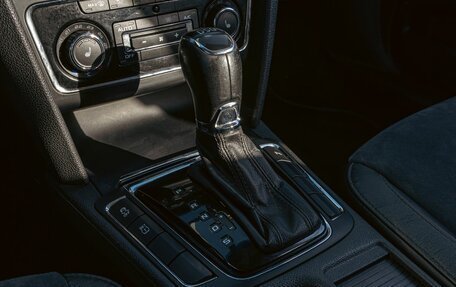 Skoda Superb III рестайлинг, 2013 год, 1 195 000 рублей, 14 фотография