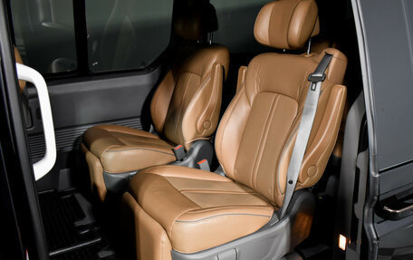 Hyundai Staria, 2023 год, 4 690 000 рублей, 8 фотография