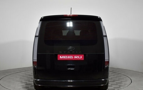 Hyundai Staria, 2023 год, 4 690 000 рублей, 3 фотография