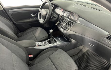 Renault Laguna III рестайлинг, 2009 год, 520 000 рублей, 13 фотография