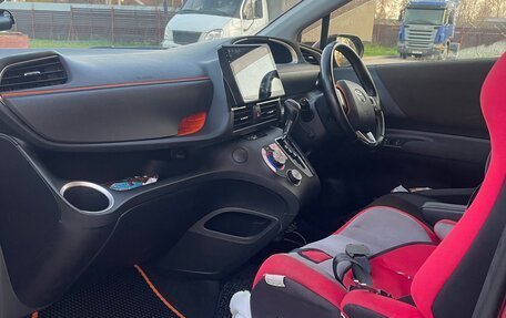 Toyota Sienta II, 2018 год, 1 670 000 рублей, 11 фотография