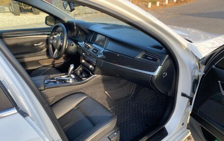 BMW 5 серия, 2010 год, 1 800 000 рублей, 14 фотография