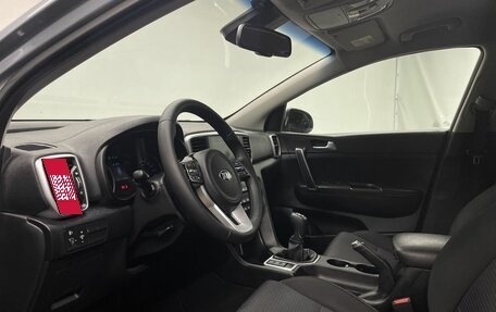 KIA Sportage IV рестайлинг, 2020 год, 2 250 000 рублей, 10 фотография