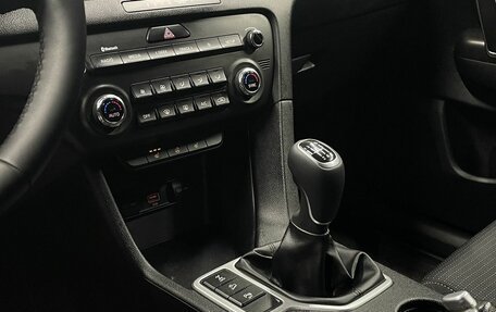 KIA Sportage IV рестайлинг, 2020 год, 2 250 000 рублей, 15 фотография