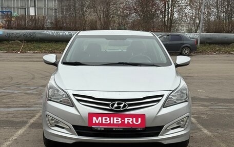 Hyundai Solaris II рестайлинг, 2014 год, 1 300 000 рублей, 2 фотография