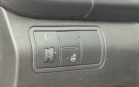 Hyundai Solaris II рестайлинг, 2014 год, 1 300 000 рублей, 19 фотография