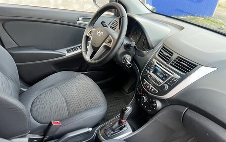 Hyundai Solaris II рестайлинг, 2015 год, 1 100 000 рублей, 5 фотография