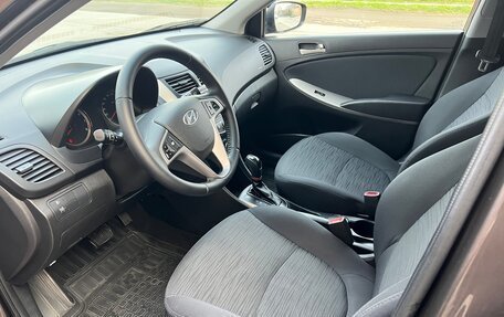 Hyundai Solaris II рестайлинг, 2015 год, 1 100 000 рублей, 15 фотография