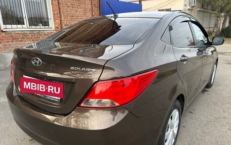 Hyundai Solaris II рестайлинг, 2015 год, 1 100 000 рублей, 9 фотография