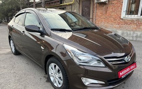 Hyundai Solaris II рестайлинг, 2015 год, 1 100 000 рублей, 6 фотография